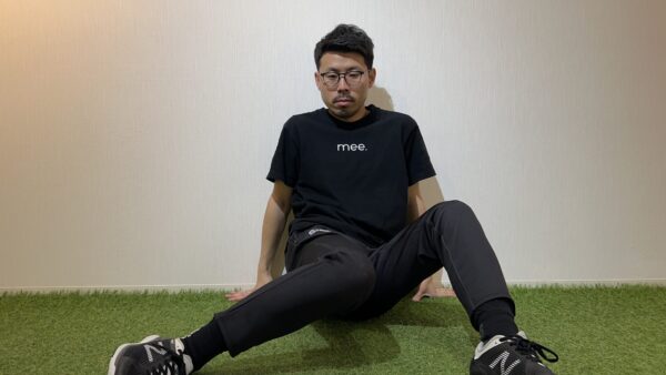 身体操作トレーニング30「座り股関節倒し：骨盤丸め」